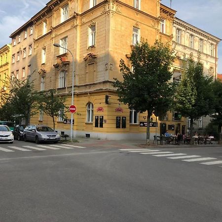 Apatrhostel Brno Μπρνο Εξωτερικό φωτογραφία